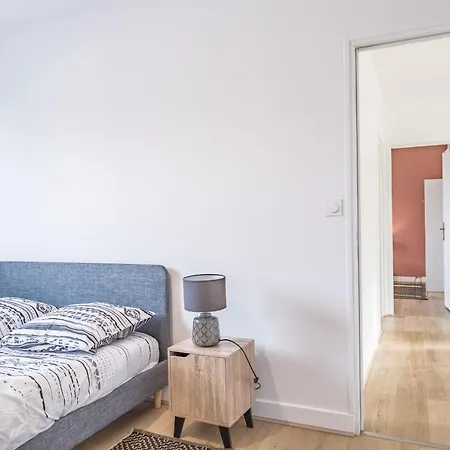 Duplex Providence - Ideal Groupe - Confort - Parking Prive Troyes