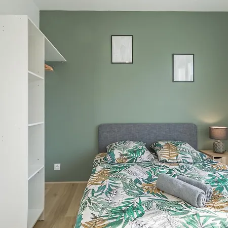 Apartment Duplex Providence - Ideal Groupe - Confort - Parking Prive