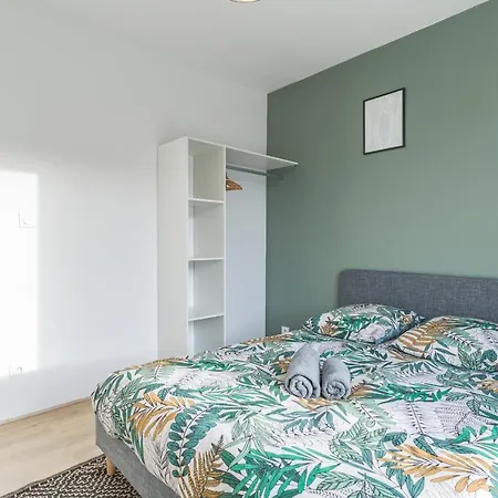 Apartment Duplex Providence - Ideal Groupe - Confort - Parking Prive Troyes