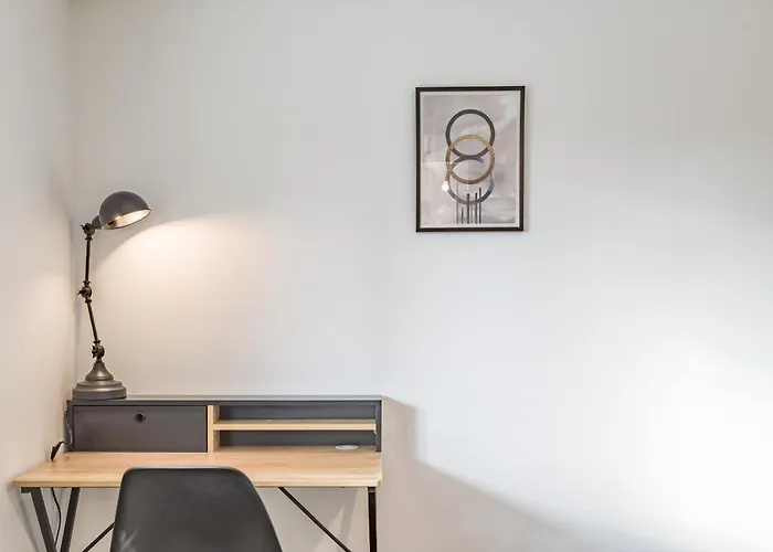 Duplex Providence - Ideal Groupe - Confort - Parking Prive Troyes