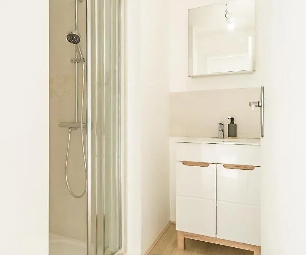 Duplex Providence - Ideal Groupe - Confort - Parking Prive * Troyes