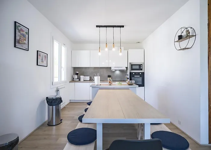 Duplex Providence - Ideal Groupe - Confort - Parking Prive