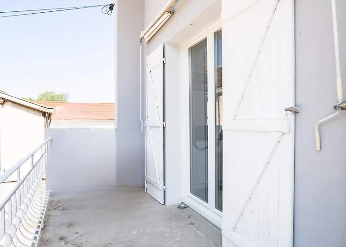 Duplex Providence - Ideal Groupe - Confort - Parking Prive * Troyes